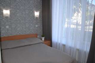 Отели типа «постель и завтрак» Мини-отель Евро Мозырь Стандартный двухместный номер с 1 кроватью или 2 отдельными кроватями-2